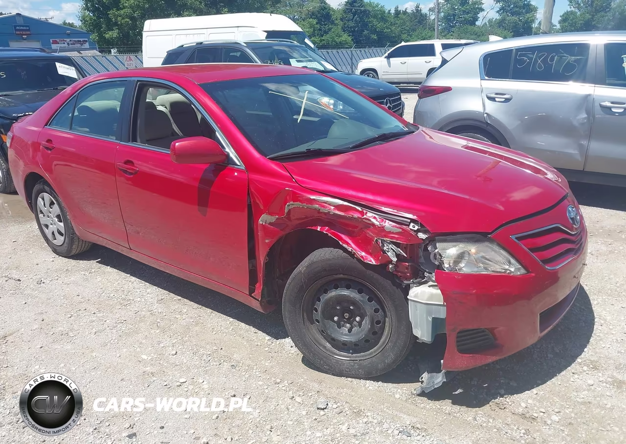 2011 Toyota Camry Le – zdjęcie 1 z 16
