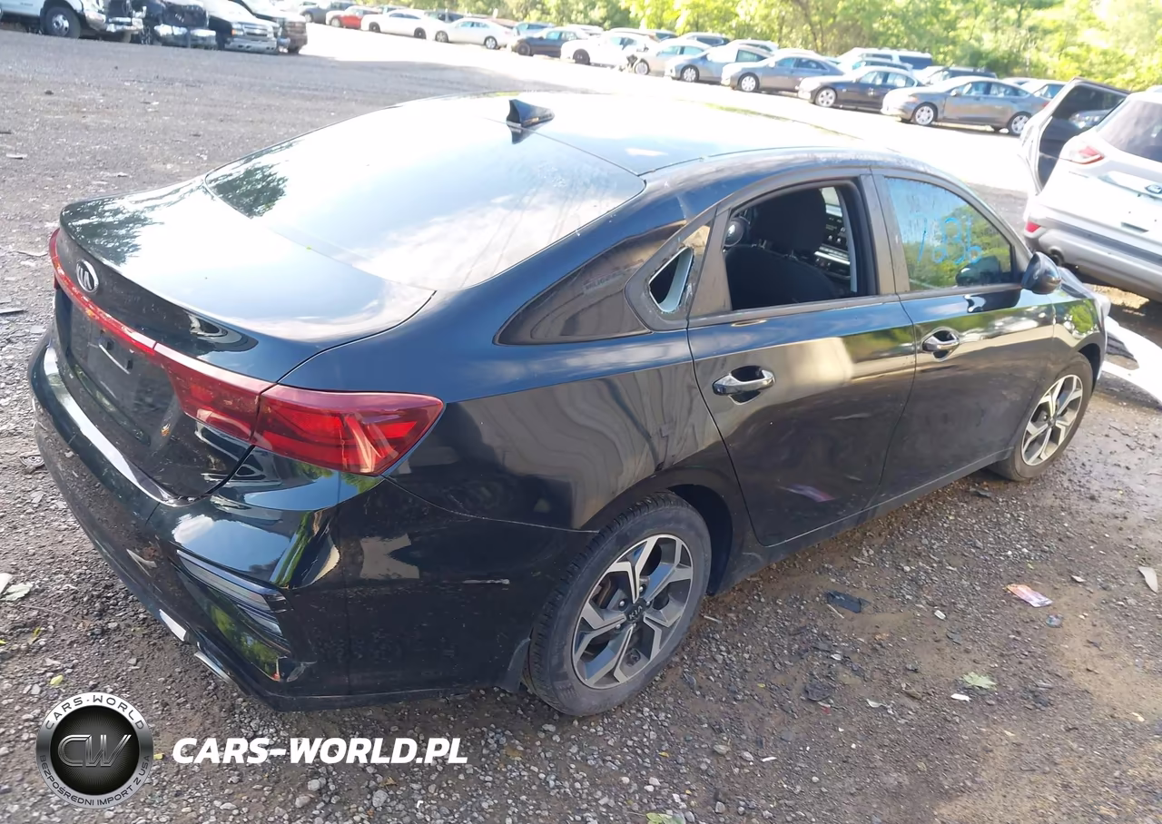 2021 Kia Forte Lxs VIN:3KPF24AD9ME284948 - 4