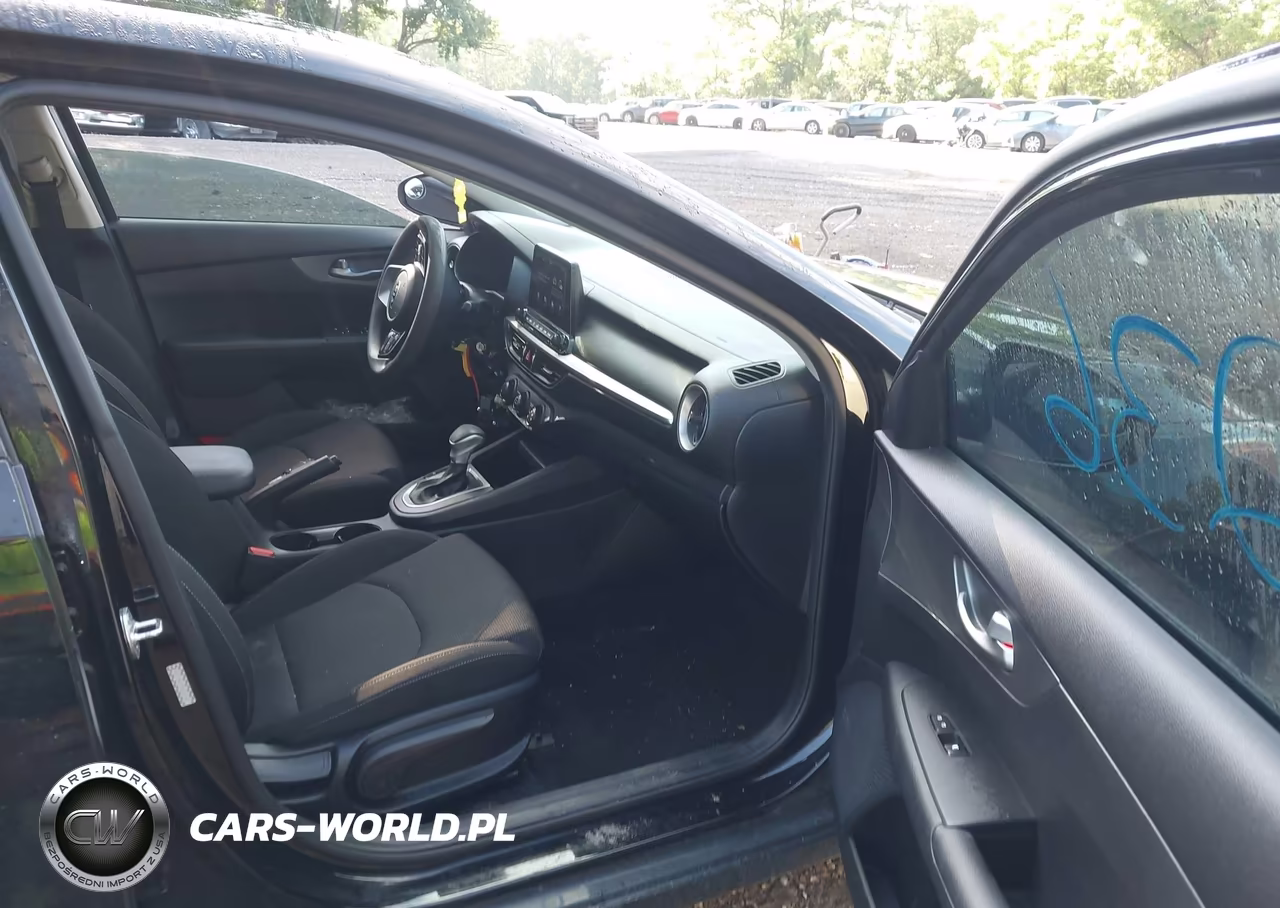 2021 Kia Forte Lxs VIN:3KPF24AD9ME284948 - 5