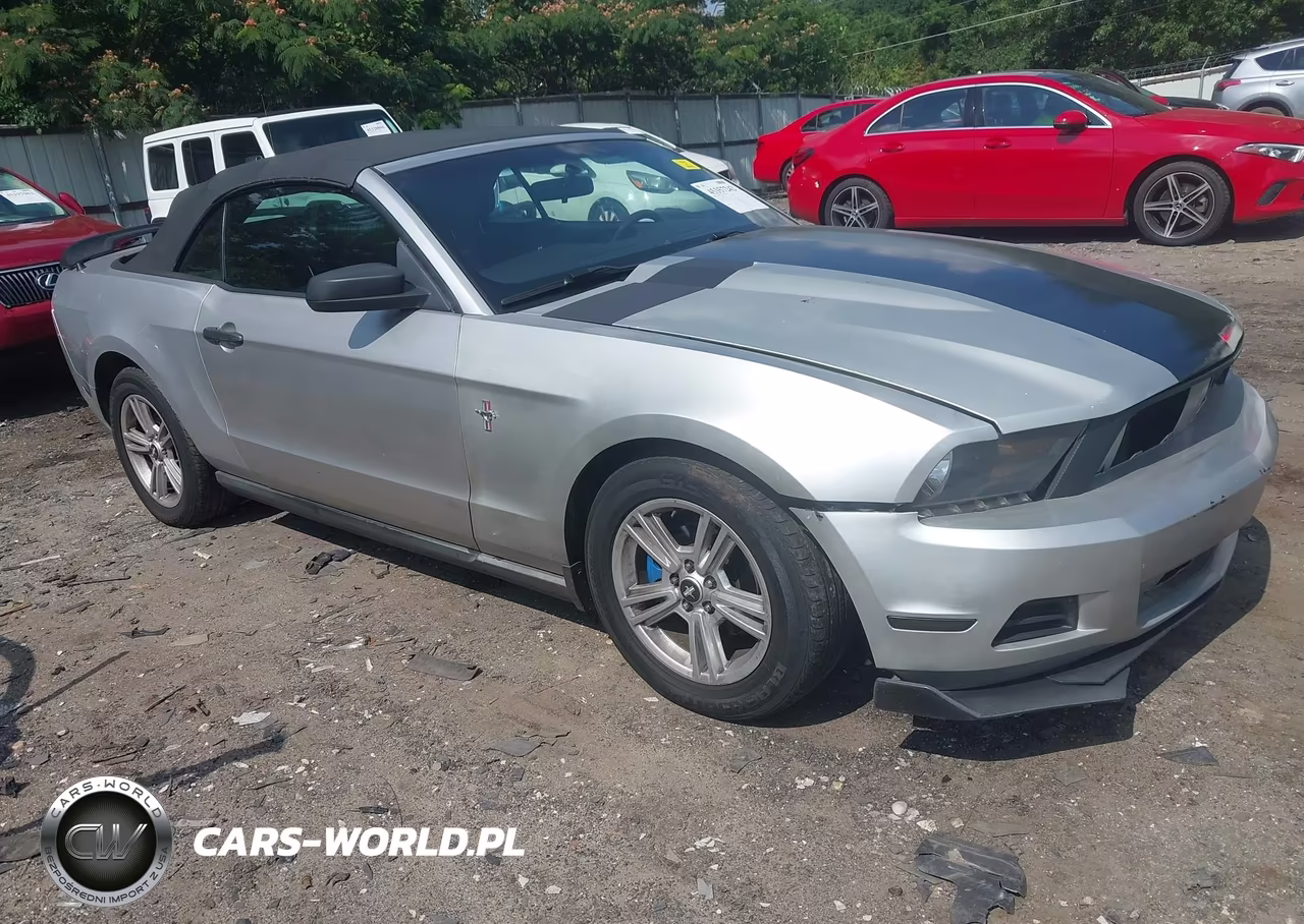 2010 Ford Mustang V6