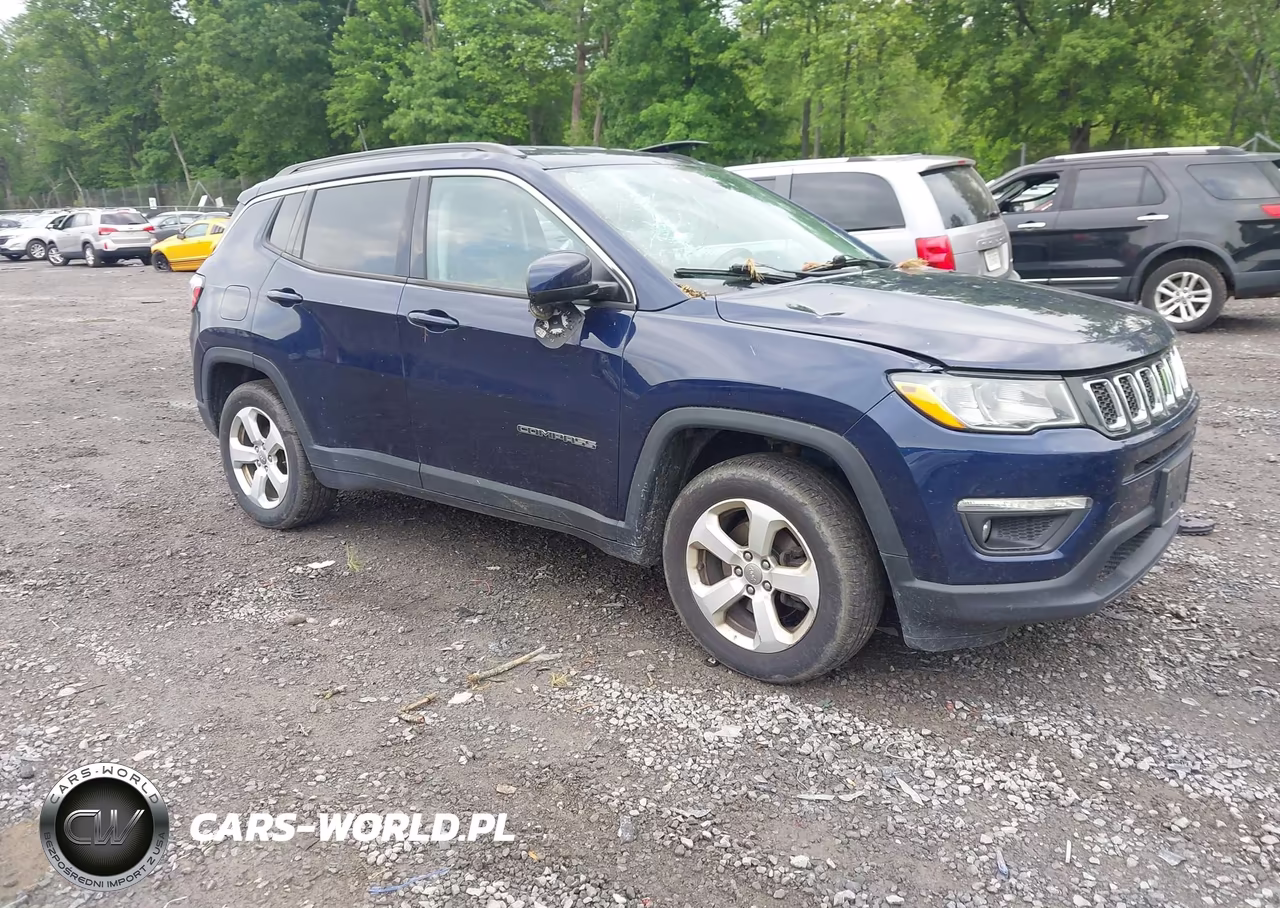 2018 Jeep Compass Latitude 4X4 – zdjęcie 1 z 17