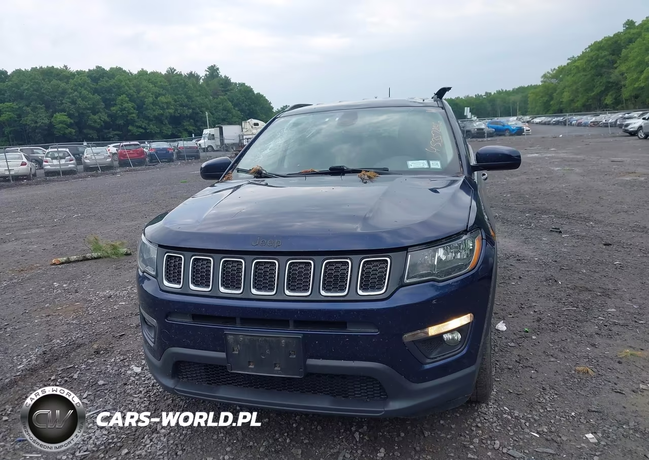 2018 Jeep Compass Latitude 4X4 VIN:3C4NJDBB3JT100106 - 12