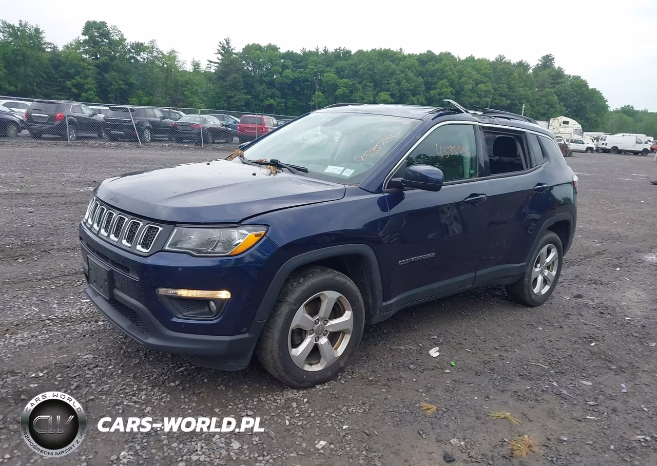 2018 Jeep Compass Latitude 4X4 VIN:3C4NJDBB3JT100106 - 2