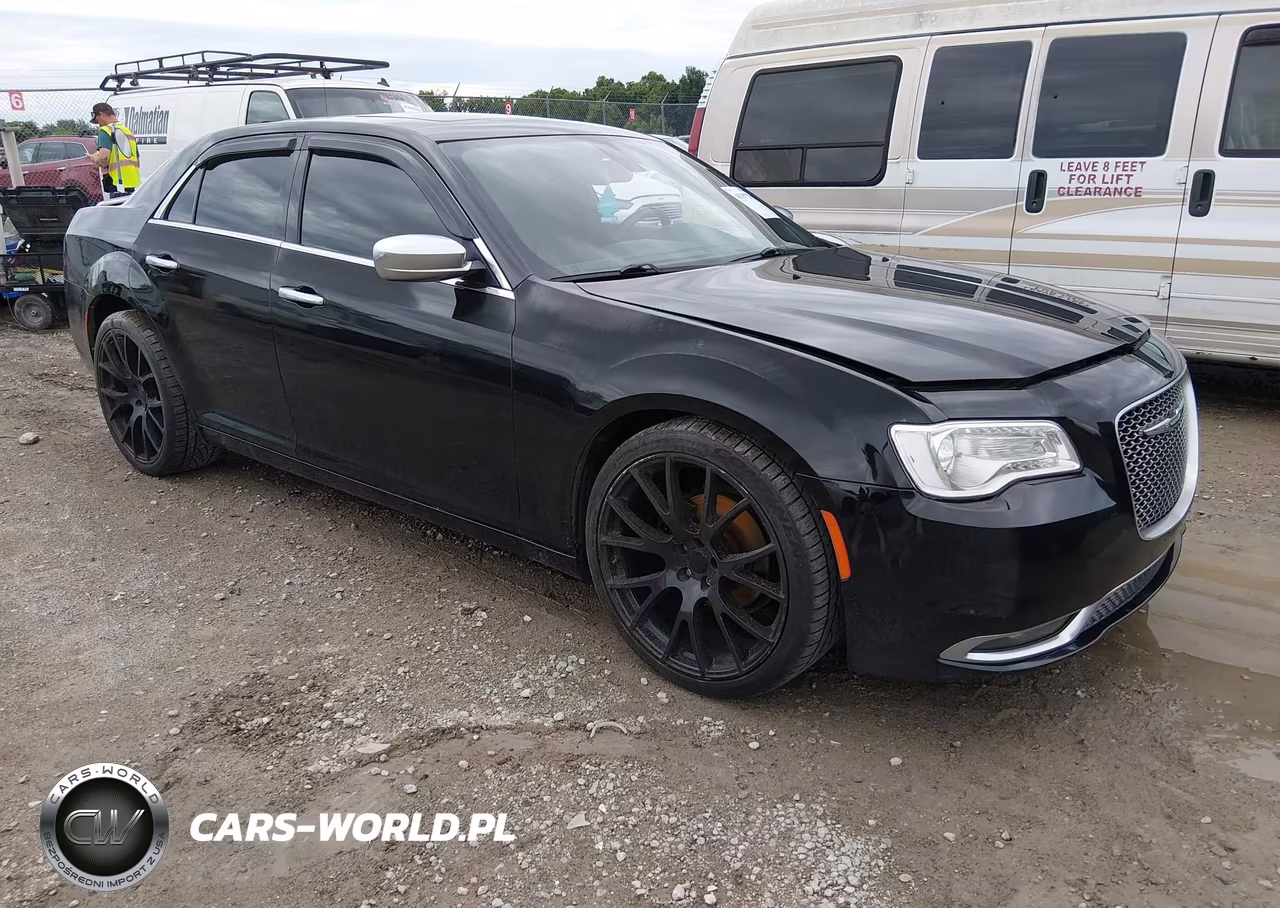2015 Chrysler 300C Platinum – zdjęcie 1 z 17