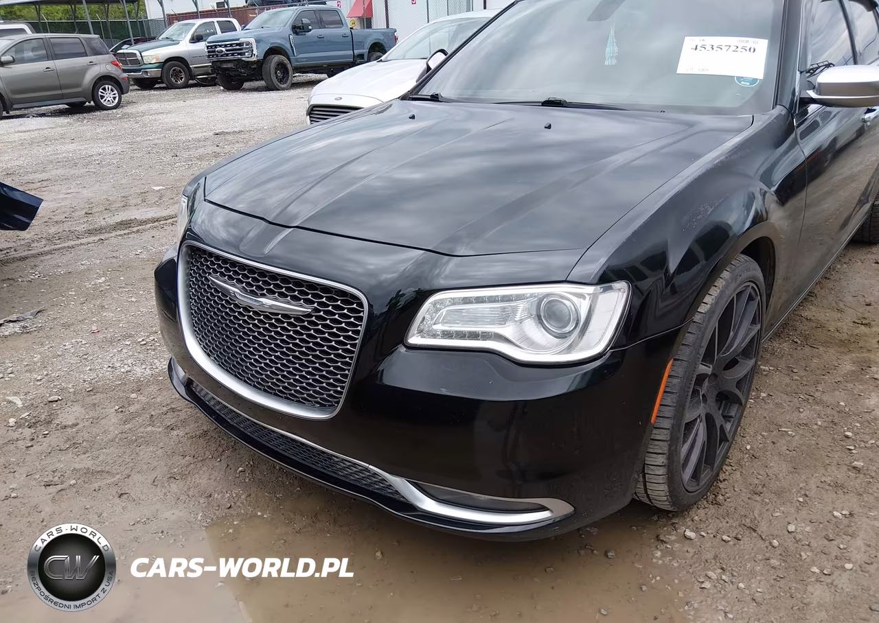 2015 Chrysler 300C Platinum VIN:2C3CCAPG7FH837480 - 6