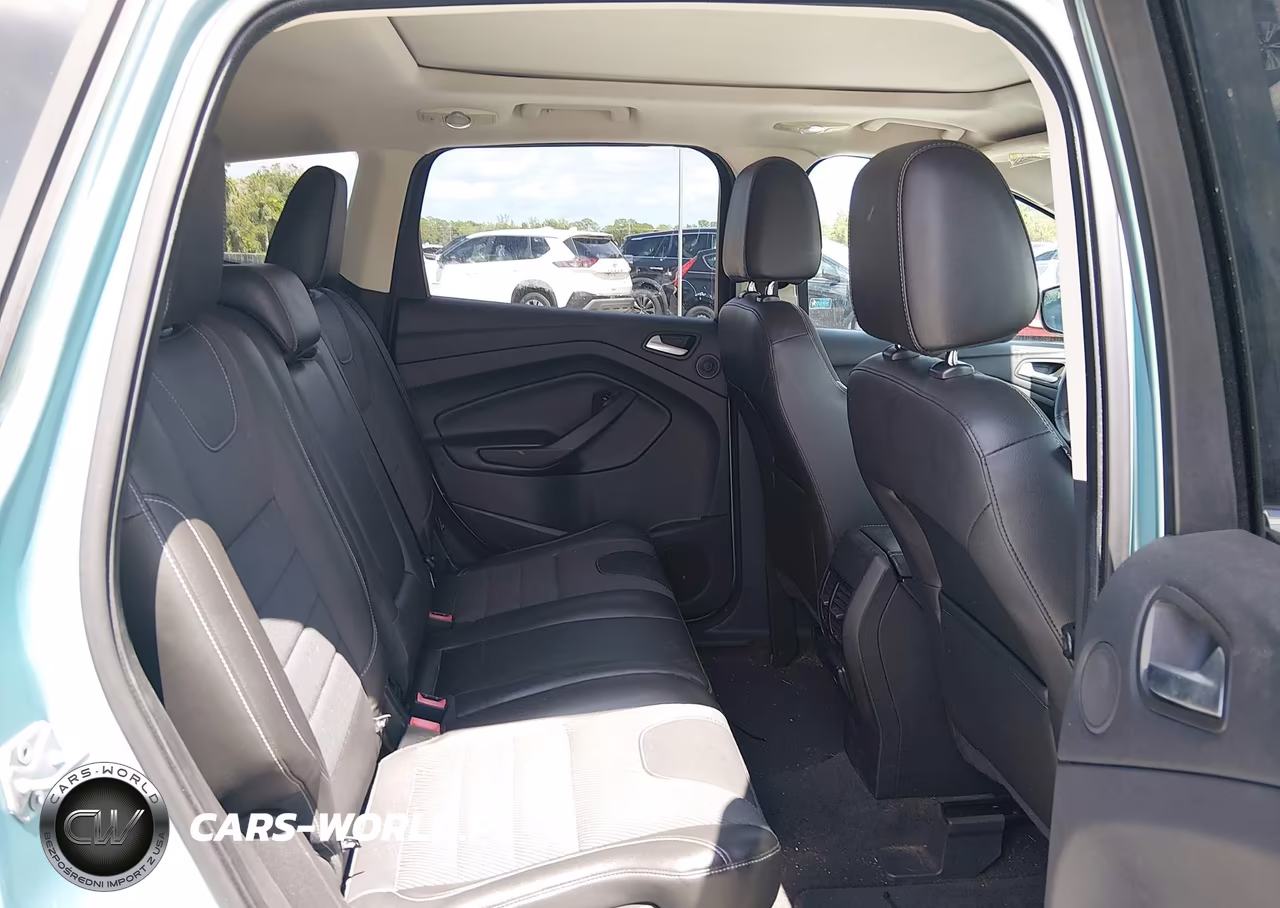 2013 Ford Escape Titanium VIN:1FMCU0J96DUD33117 - 8