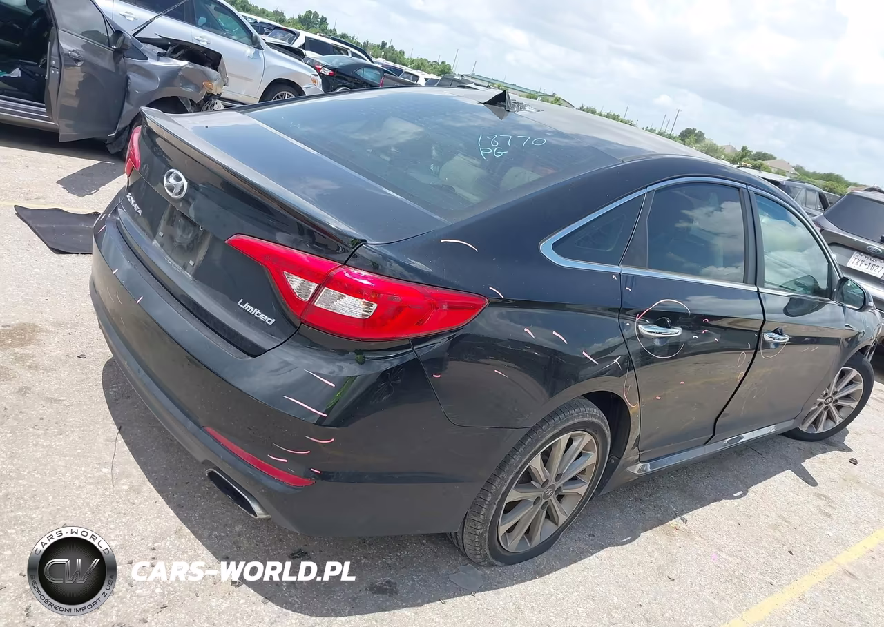 2017 Hyundai Sonata Limited VIN:5NPE34AF2HH469774 - 4