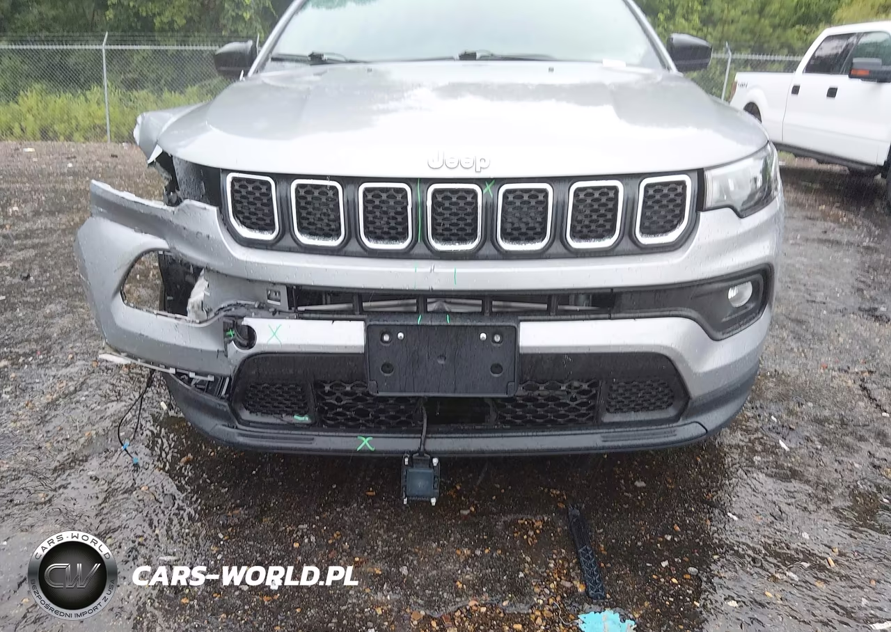2024 Jeep Compass Latitude 4X4 VIN:3C4NJDBN0RT607132 - 6