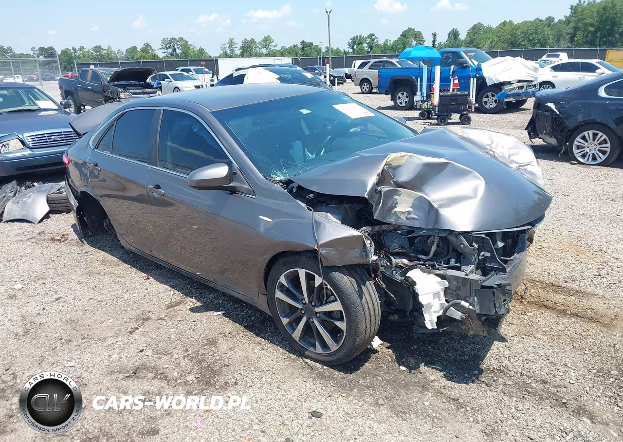 2016 Toyota Camry Se VIN:4T1BF1FK2GU131094 - 1