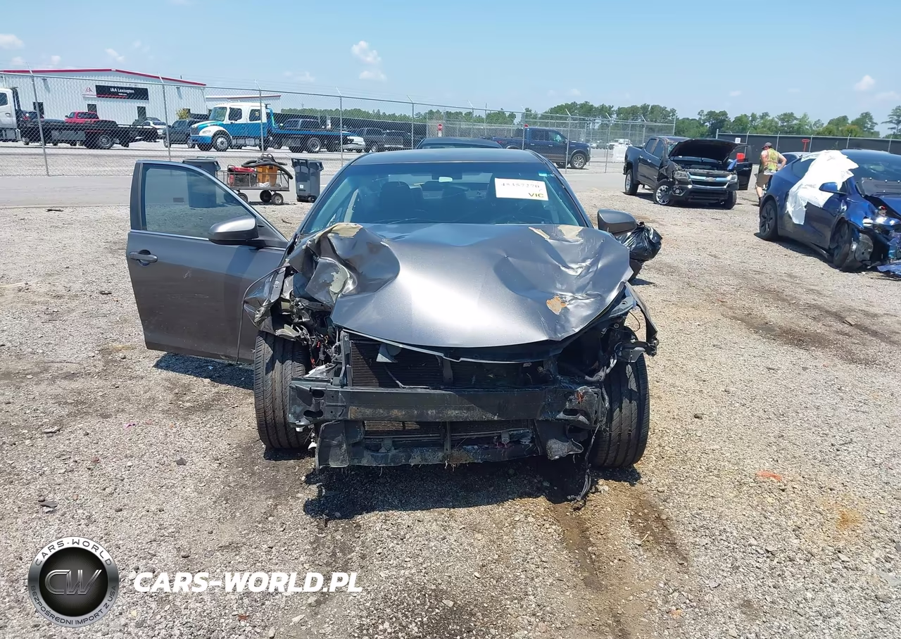 2016 Toyota Camry Se VIN:4T1BF1FK2GU131094 - 13