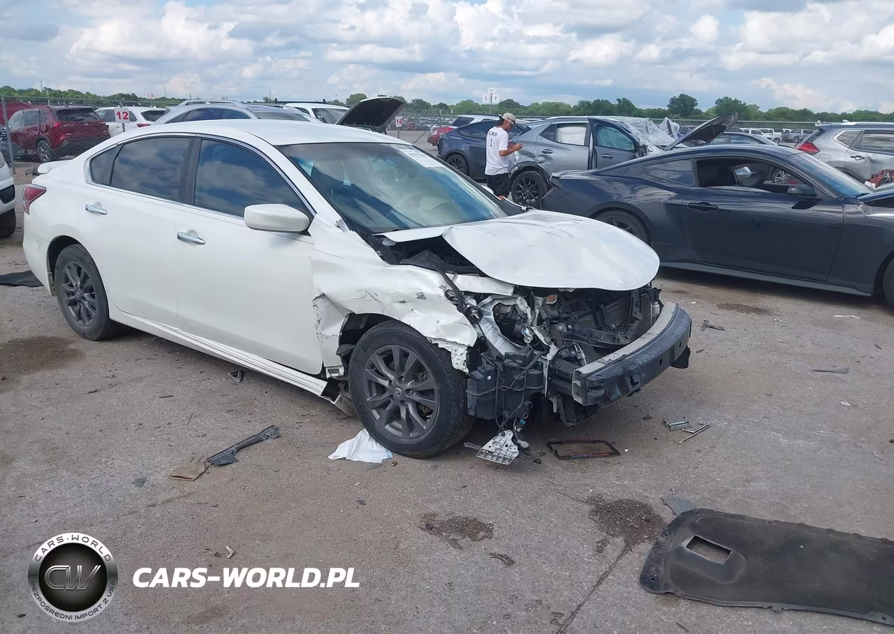 2015 Nissan Altima 2.5 S – zdjęcie 1 z 16