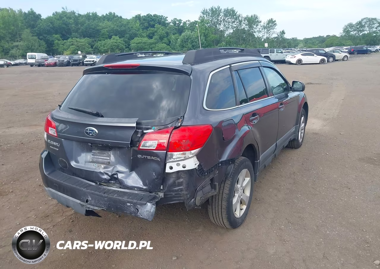 2013 Subaru Outback 2.5I Premium VIN:4S4BRCCC4D3209361 - 17