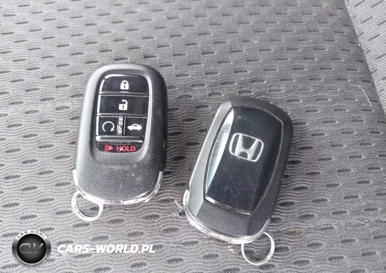 2026 Honda Civic Hybrid VIN:2HGFE4F84TH306717 - 11