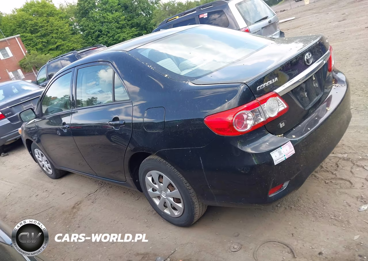 2011 Toyota Corolla Le VIN:2T1BU4EE0BC679785 - 3