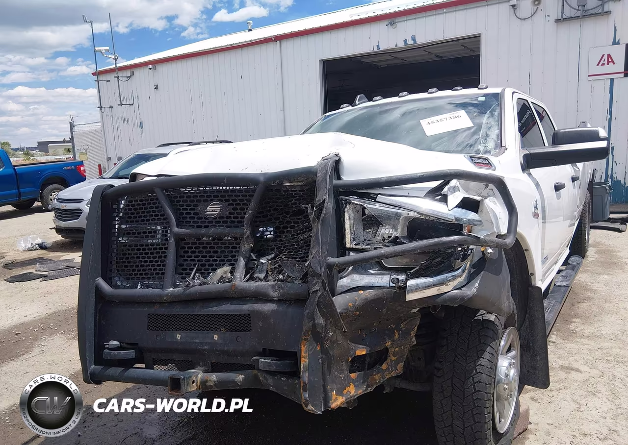 2019 Ram 3500 Tradesman 4X4 8' Box VIN:3C63R3GL7KG708479 - 11
