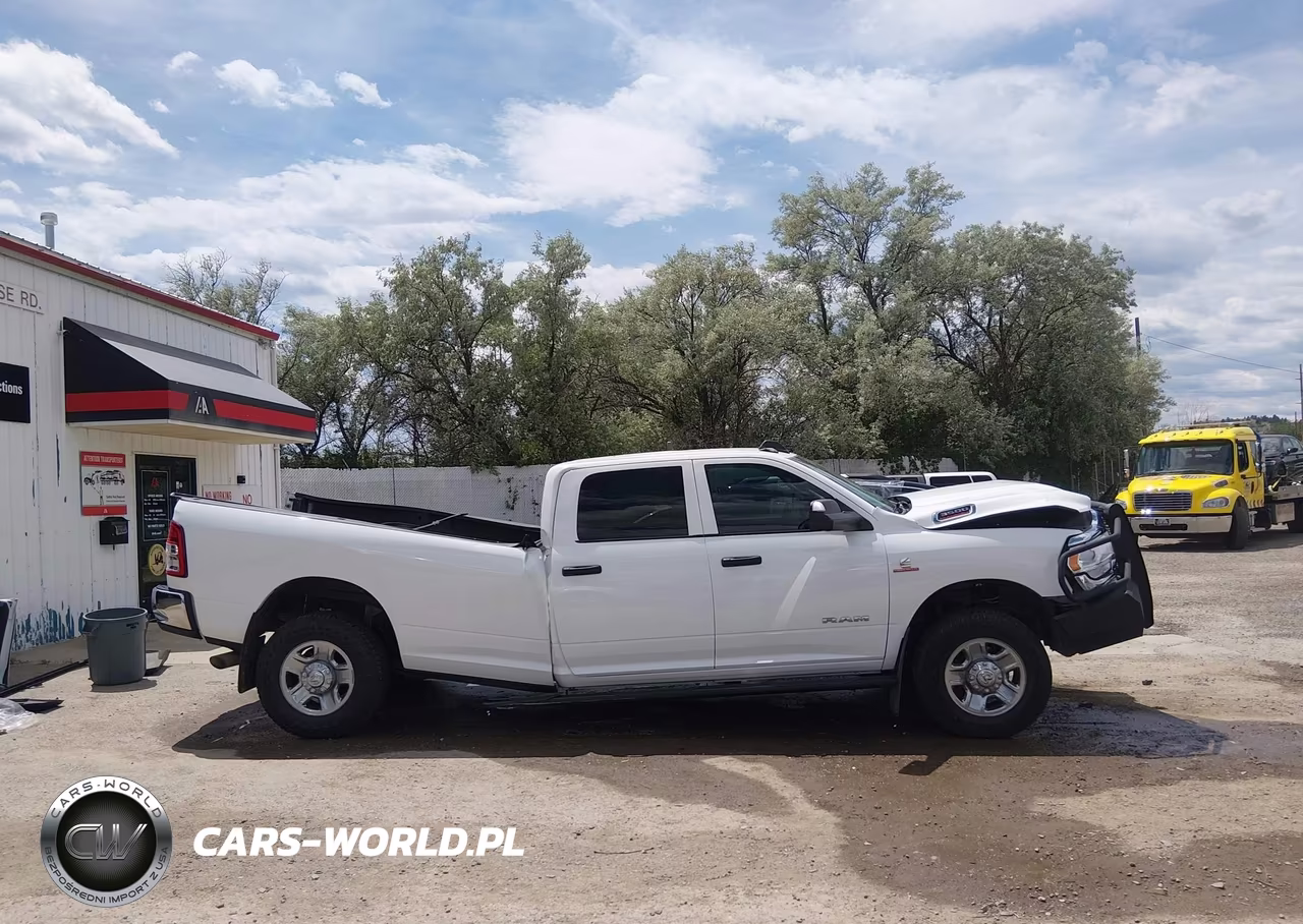 2019 Ram 3500 Tradesman 4X4 8' Box VIN:3C63R3GL7KG708479 - 14