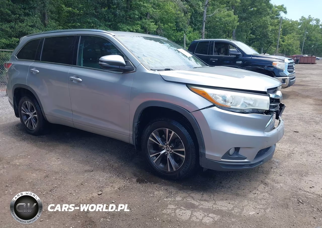 2016 Toyota Highlander Xle V6 – zdjęcie 1 z 16