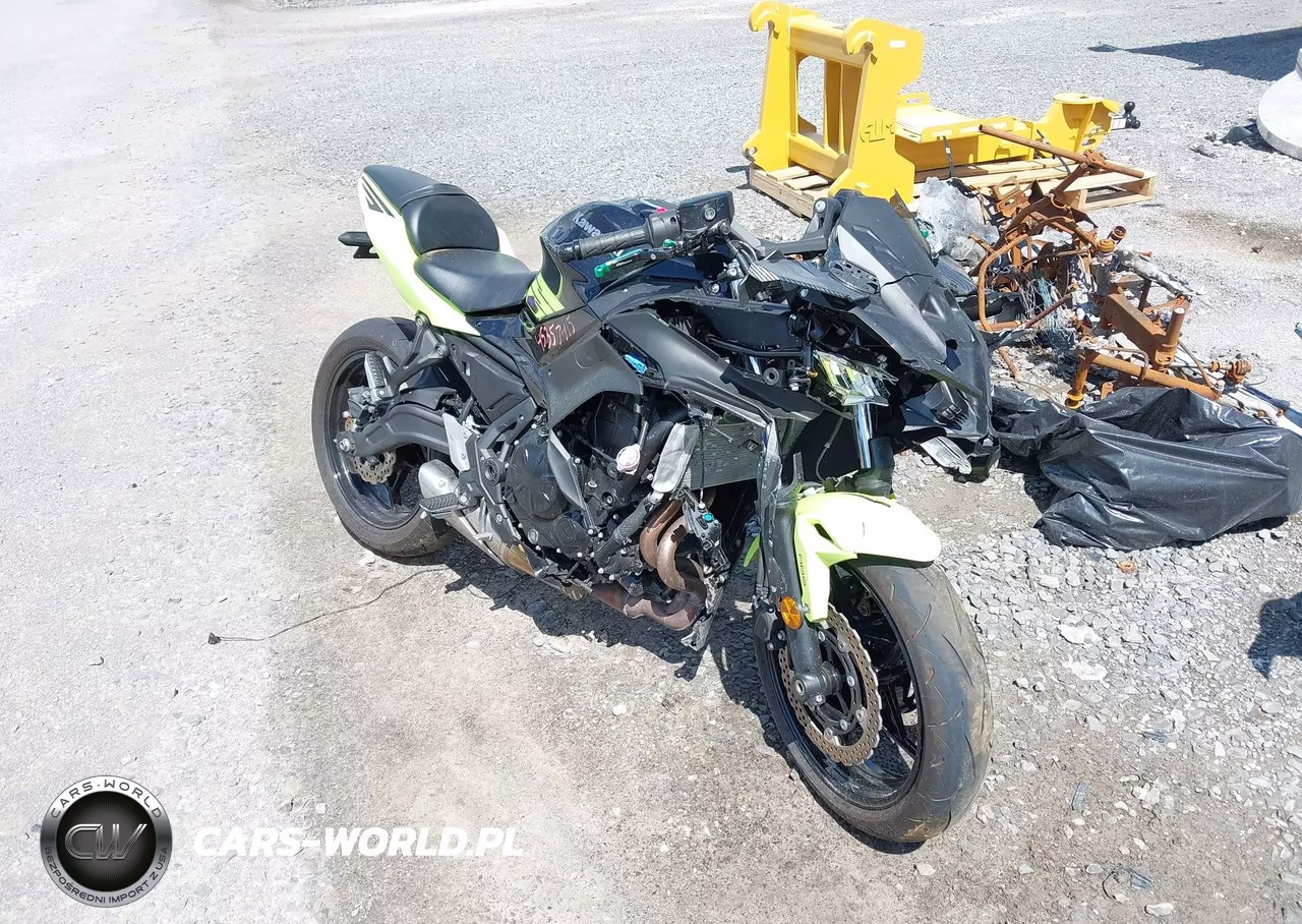 2026 Kawasaki Ex650 P