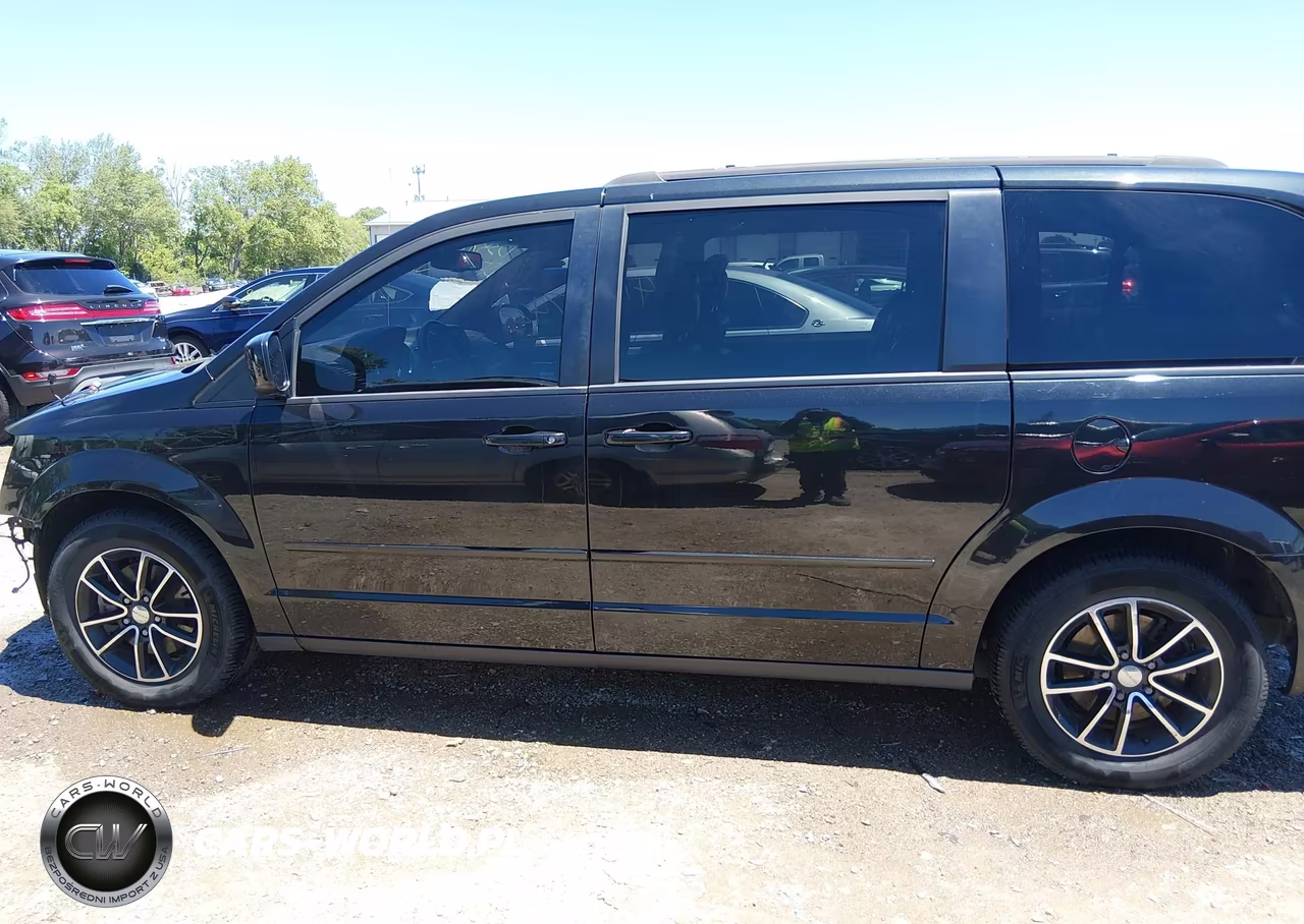 2017 Dodge Grand Caravan Gt VIN:2C4RDGEG6HR842157 - 15