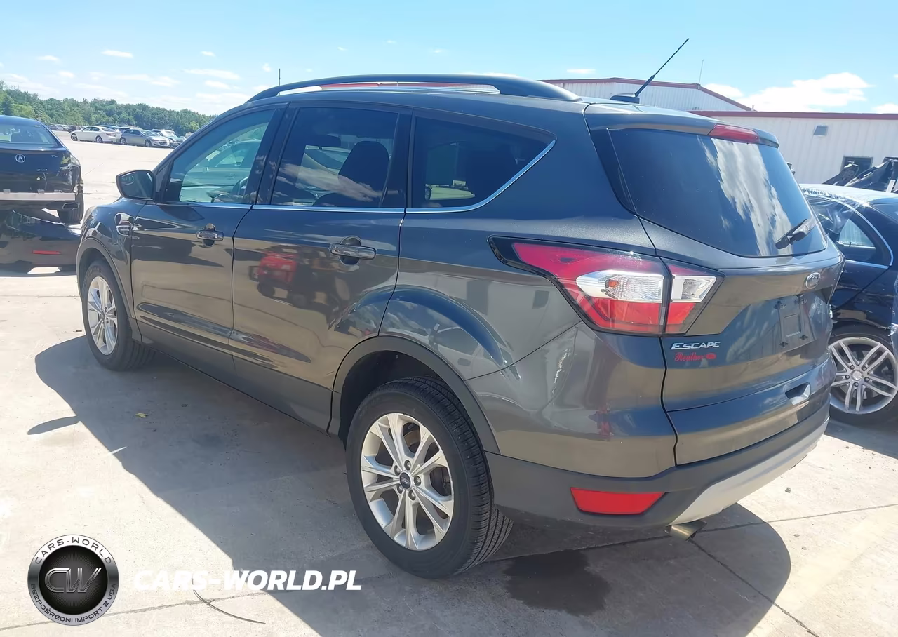 2018 Ford Escape Se VIN:1FMCU0GD0JUA90203 - 3