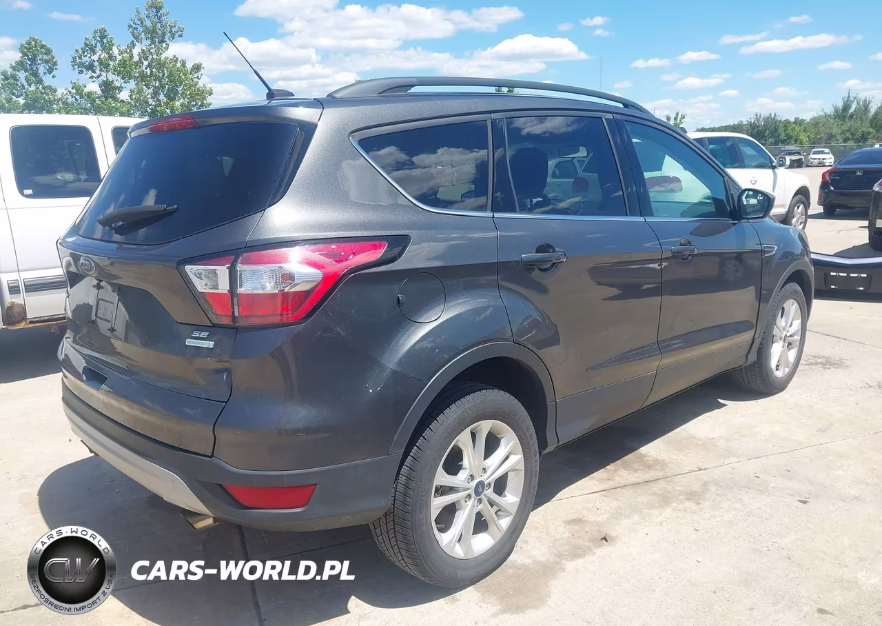 2018 Ford Escape Se VIN:1FMCU0GD0JUA90203 - 4