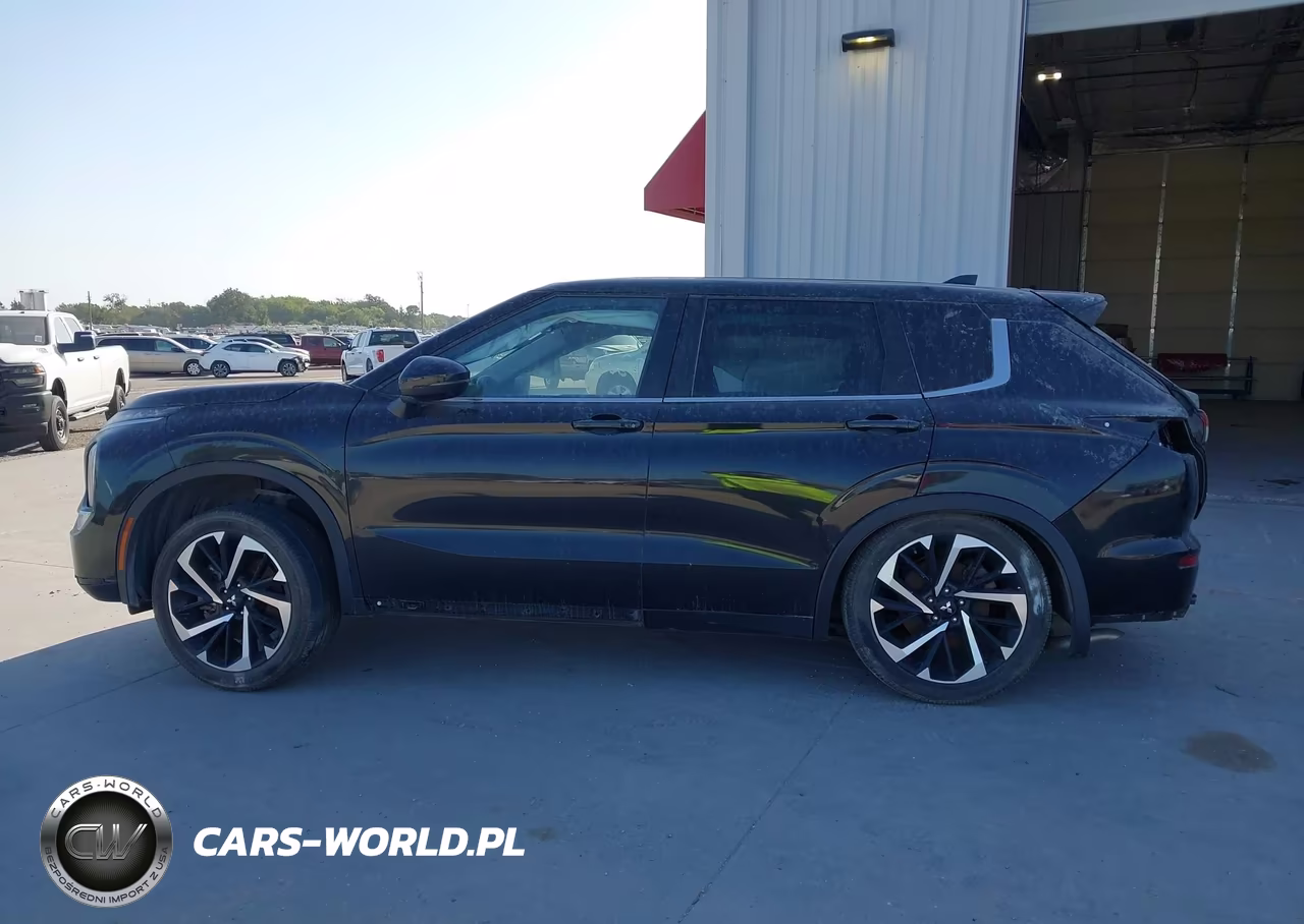 2022 Mitsubishi Outlander Black Edition 2Wd-Se 2.5 2Wd-Se Launch Edition 2Wd VIN:JA4J3UA83NZ089860 - 13