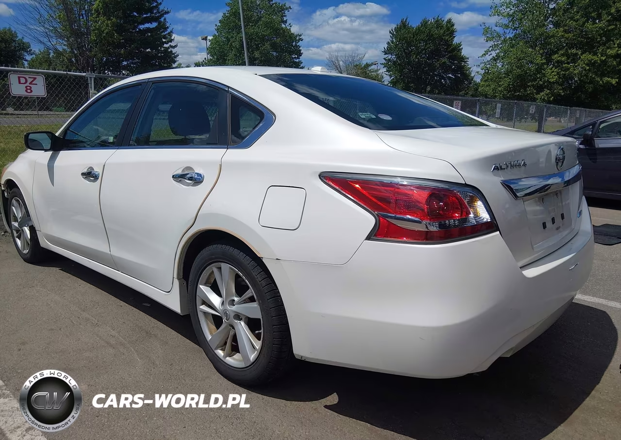 2014 Nissan Altima 2.5 Sv VIN:1N4AL3AP3EC177369 - 3