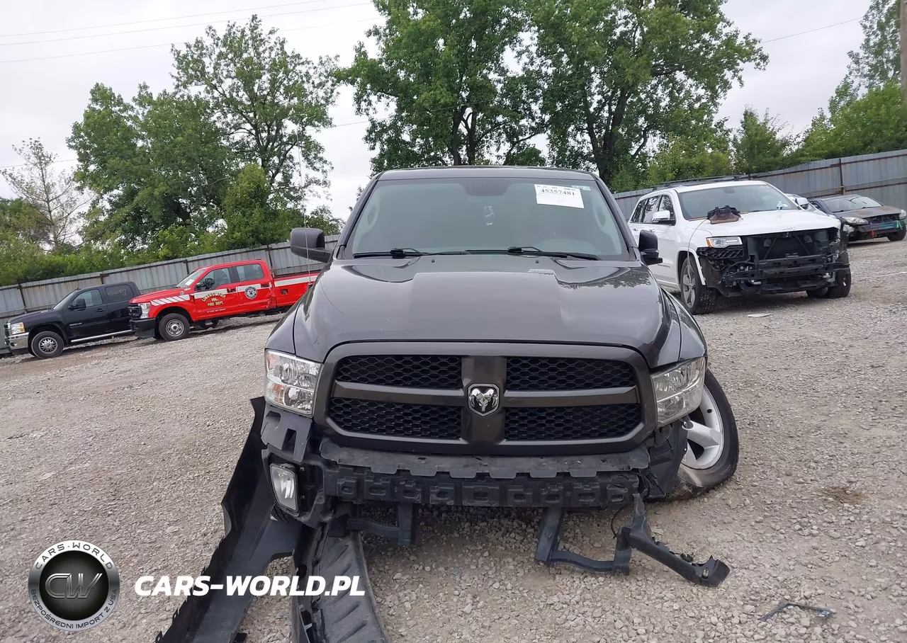2017 Ram 1500 Express 4X4 6'4 Box VIN:1C6RR7FG6HS862141 - 12