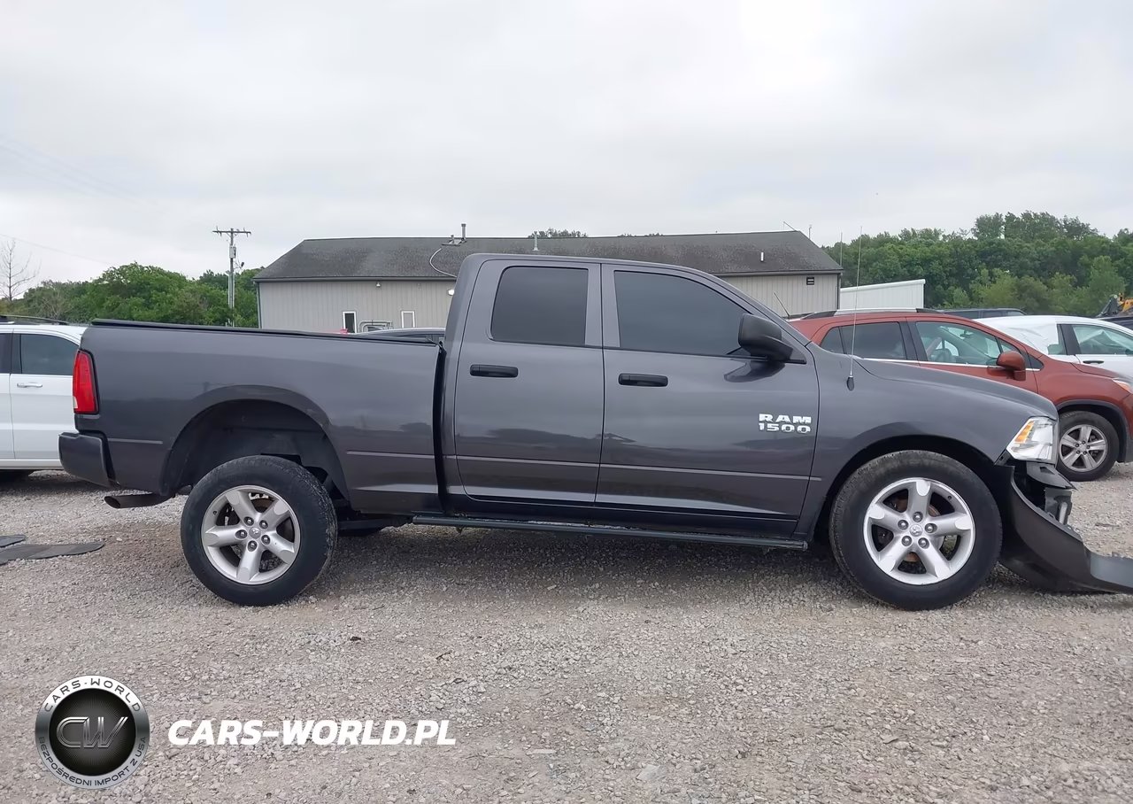 2017 Ram 1500 Express 4X4 6'4 Box VIN:1C6RR7FG6HS862141 - 13