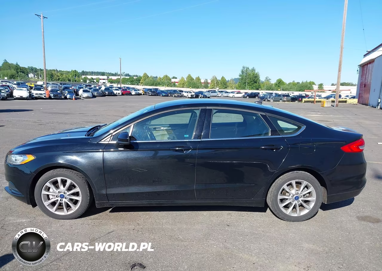 2017 Ford Fusion Se VIN:3FA6P0H71HR260433 - 15