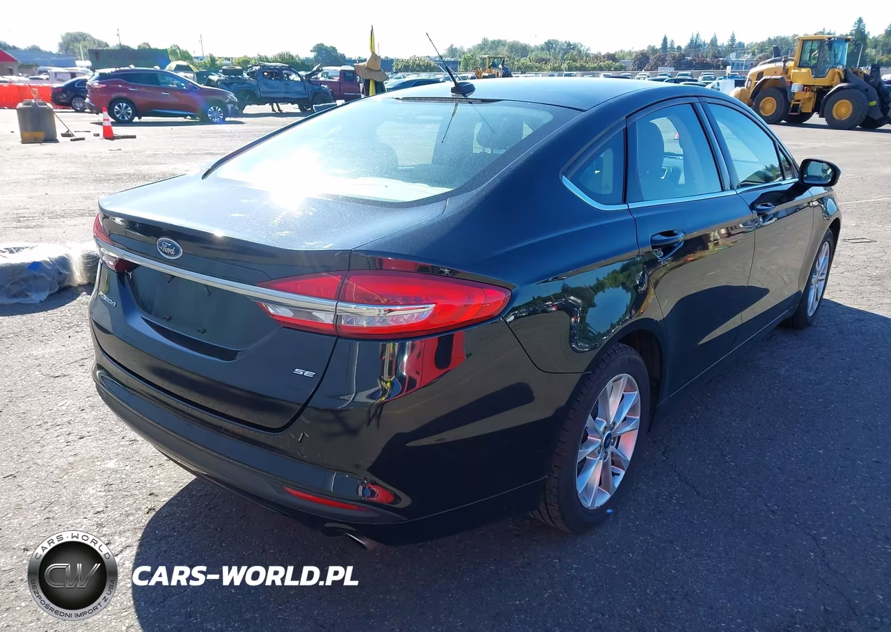 2017 Ford Fusion Se VIN:3FA6P0H71HR260433 - 4