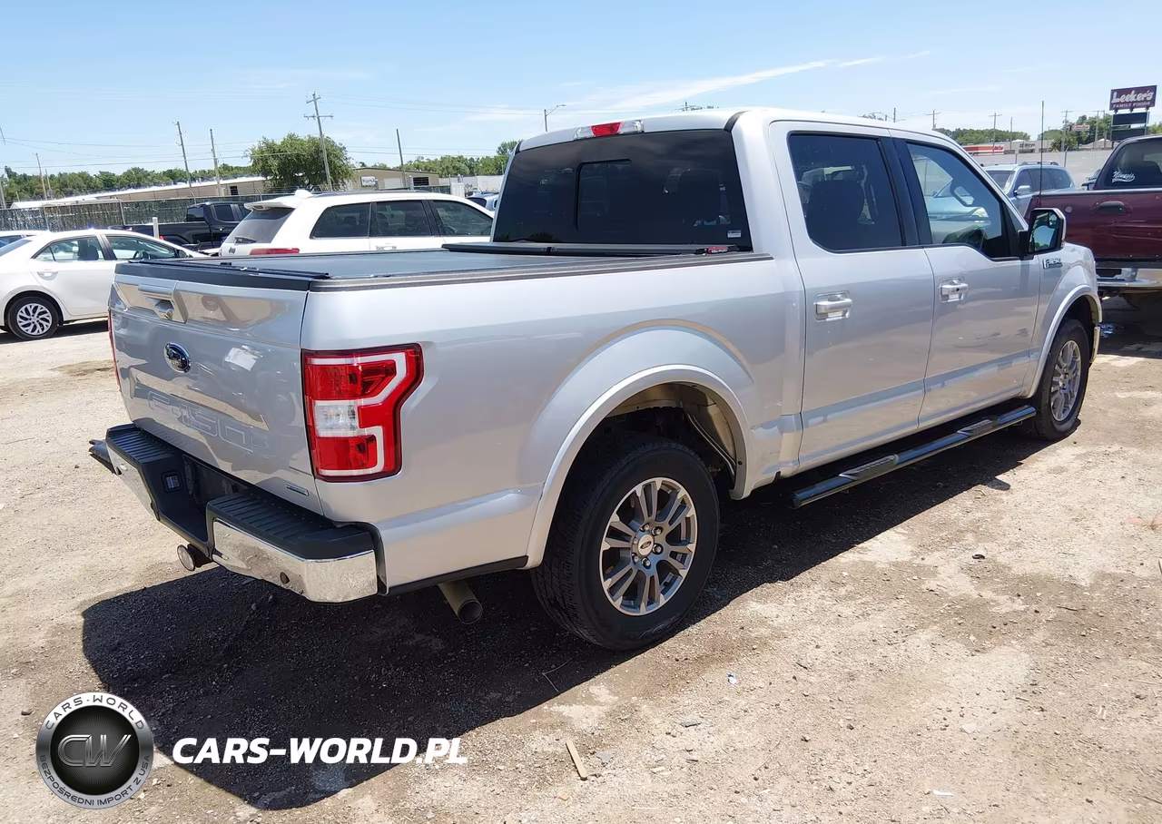 2018 Ford F-150 Lariat VIN:1FTEW1CG9JKC90909 - 4
