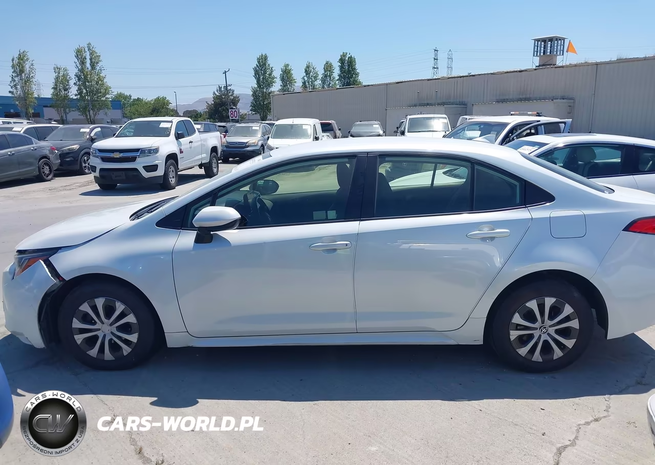2022 Toyota Corolla Hybrid Le VIN:JTDEAMDE2N3013600 - 17