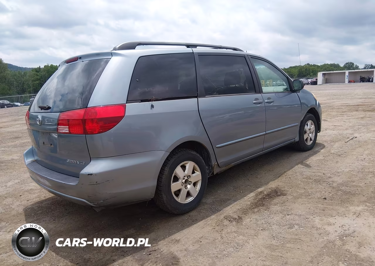 2004 Toyota Sienna Le VIN:5TDZA23C34S115216 - 4