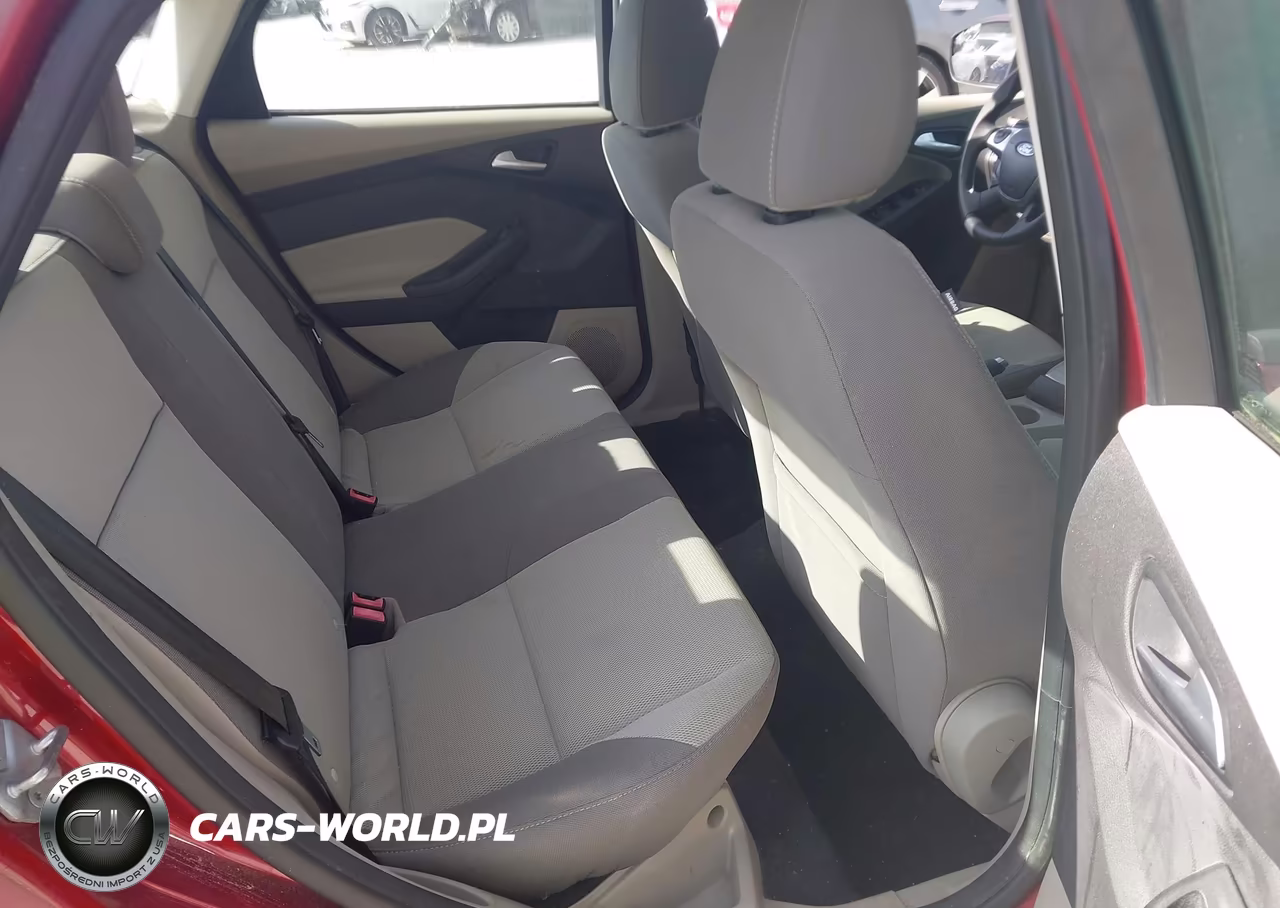 2014 Ford Focus Se VIN:1FADP3F25EL204215 - 8
