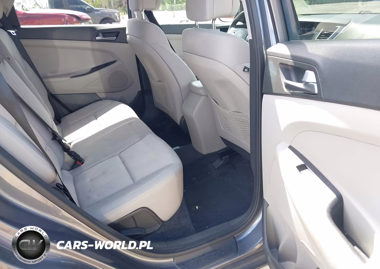 2017 Hyundai Tucson Se VIN:KM8J33A49HU447540 - 8