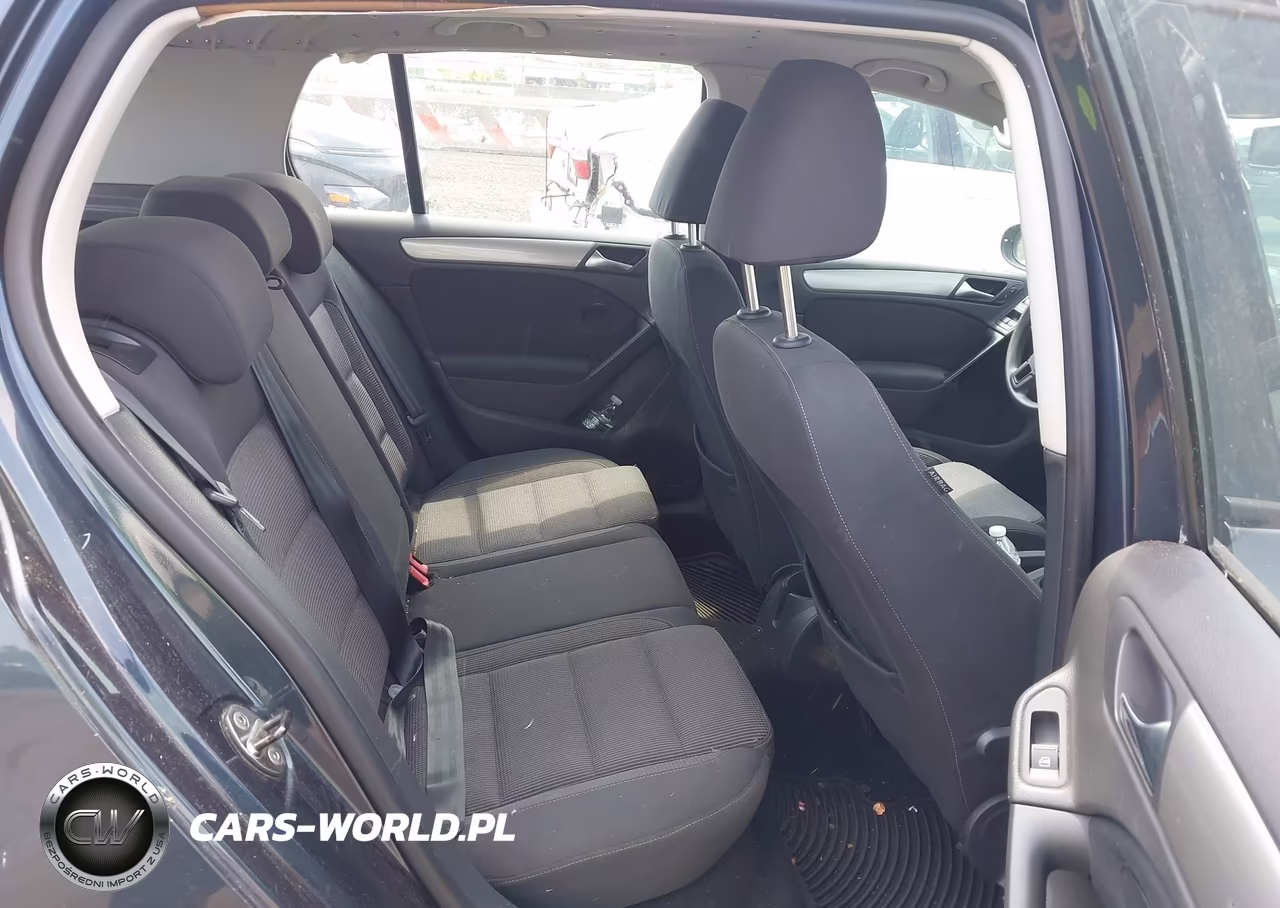 2010 Volkswagen Golf 4-Door VIN:WVWDB7AJ9AW363861 - 8