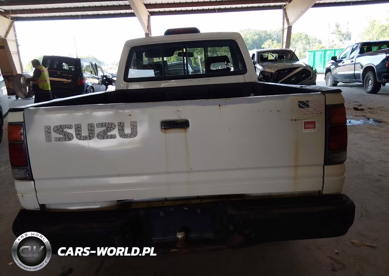 1995 Isuzu Conventional Short Bed VIN:JAACL11L8S7212973 - 17
