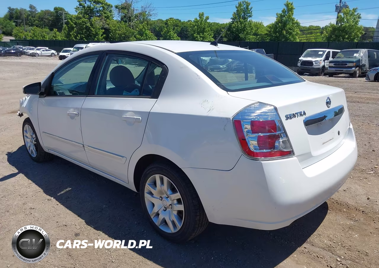 2010 Nissan Sentra 2.0S VIN:3N1AB6AP9AL712723 - 3