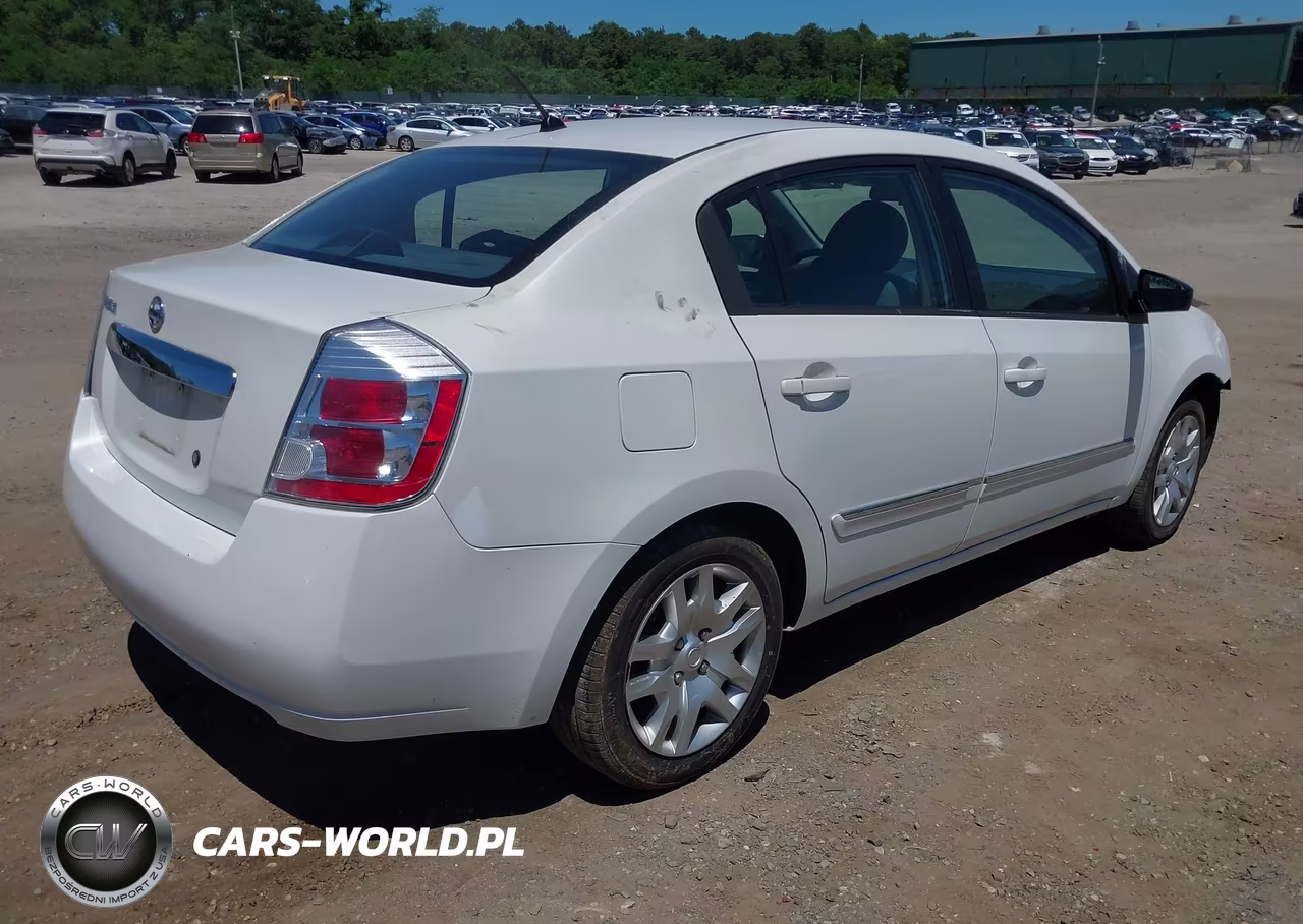2010 Nissan Sentra 2.0S VIN:3N1AB6AP9AL712723 - 4