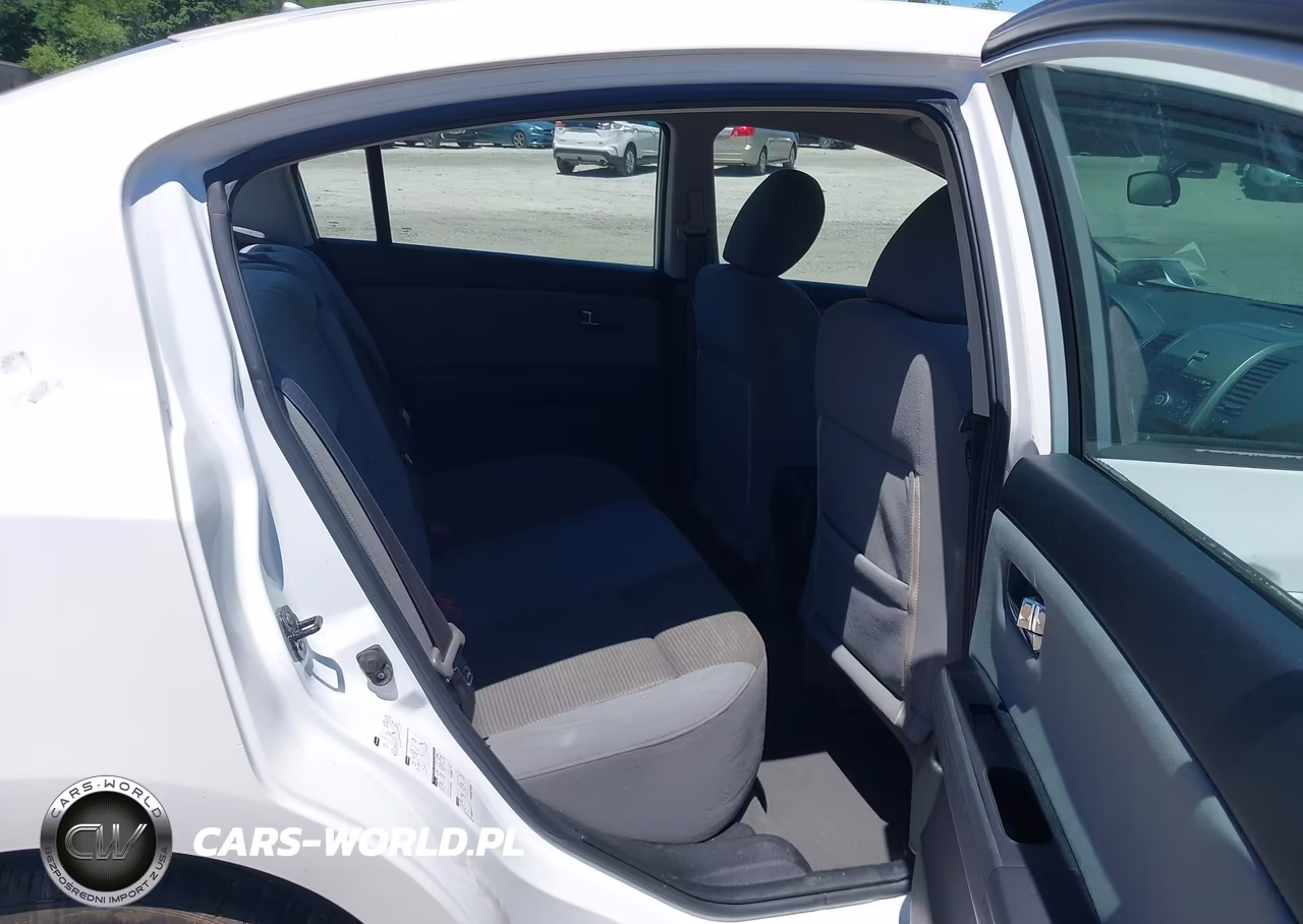 2010 Nissan Sentra 2.0S VIN:3N1AB6AP9AL712723 - 8
