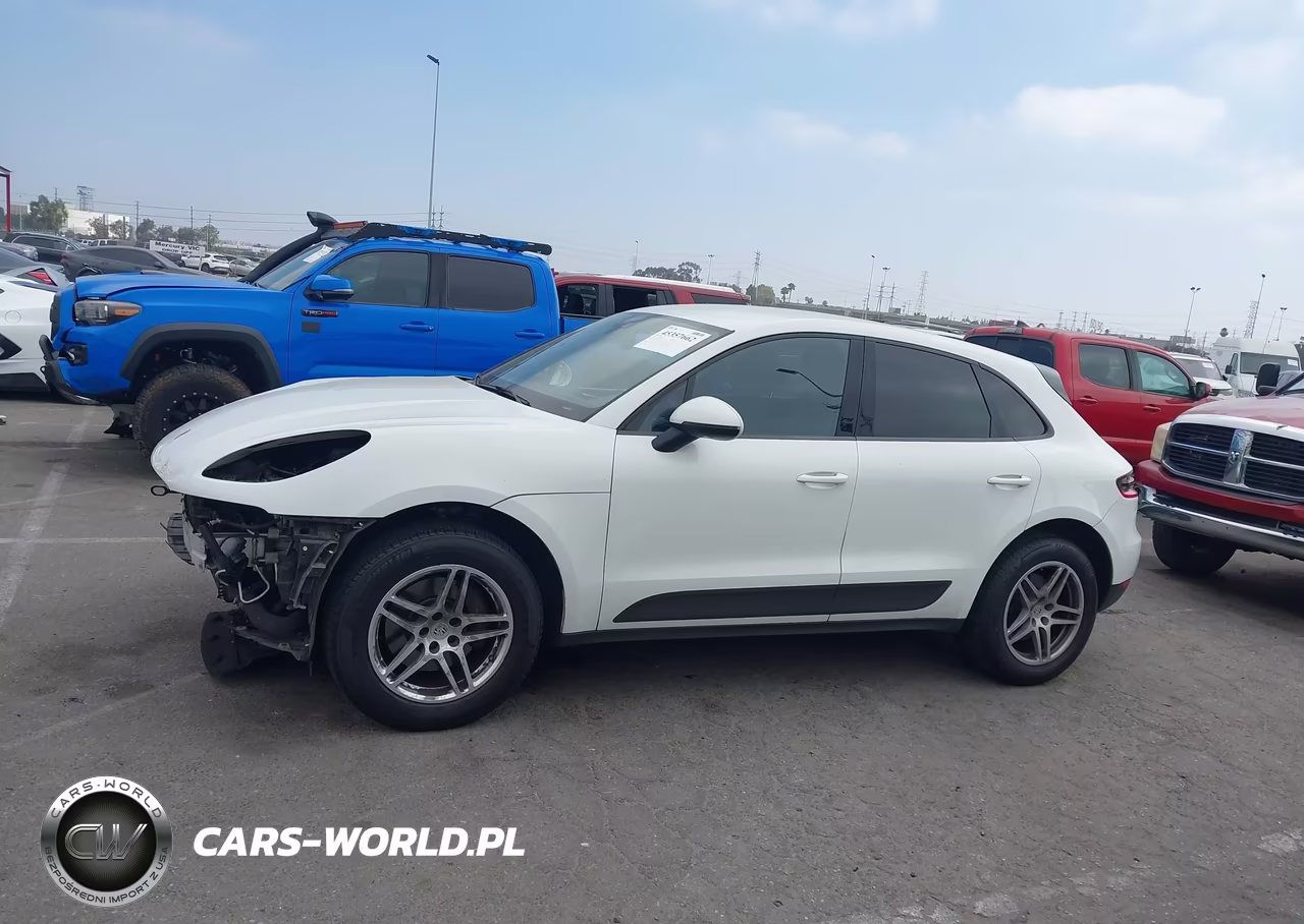 2018 Porsche Macan Sport Edition VIN:WP1AA2A55JLB11018 - 15
