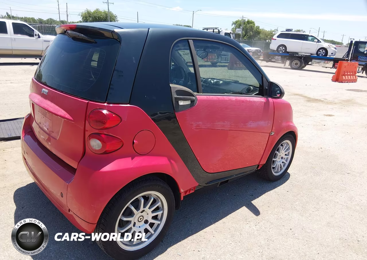 2011 Smart Fortwo Passion-Pure VIN:WMEEJ3BAXBK498470 - 4
