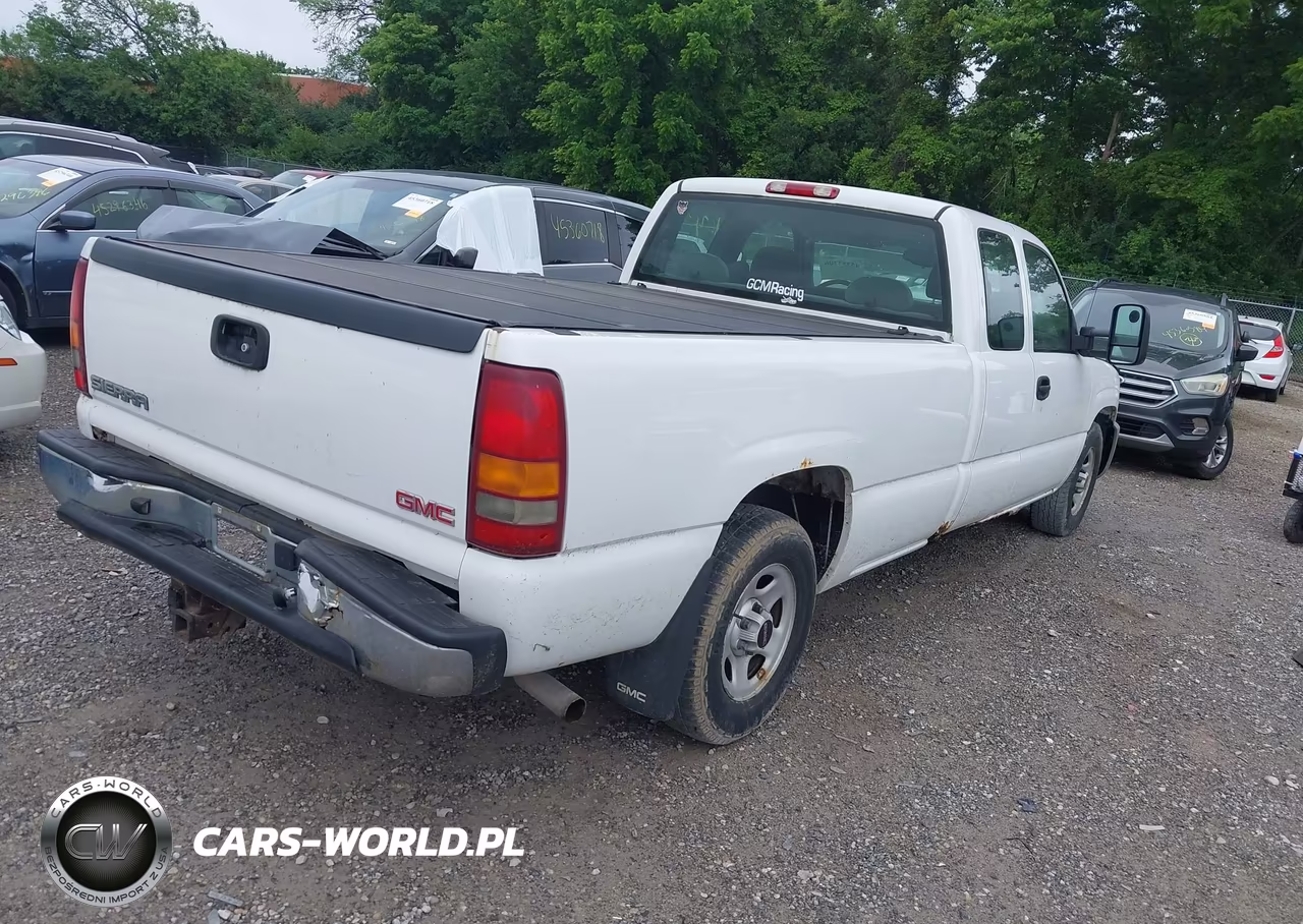 2003 GMC Sierra 1500 VIN:1GTEC19T73E253761 - 4