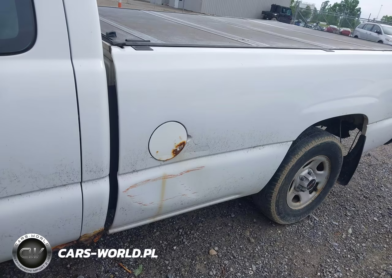 2003 GMC Sierra 1500 VIN:1GTEC19T73E253761 - 6