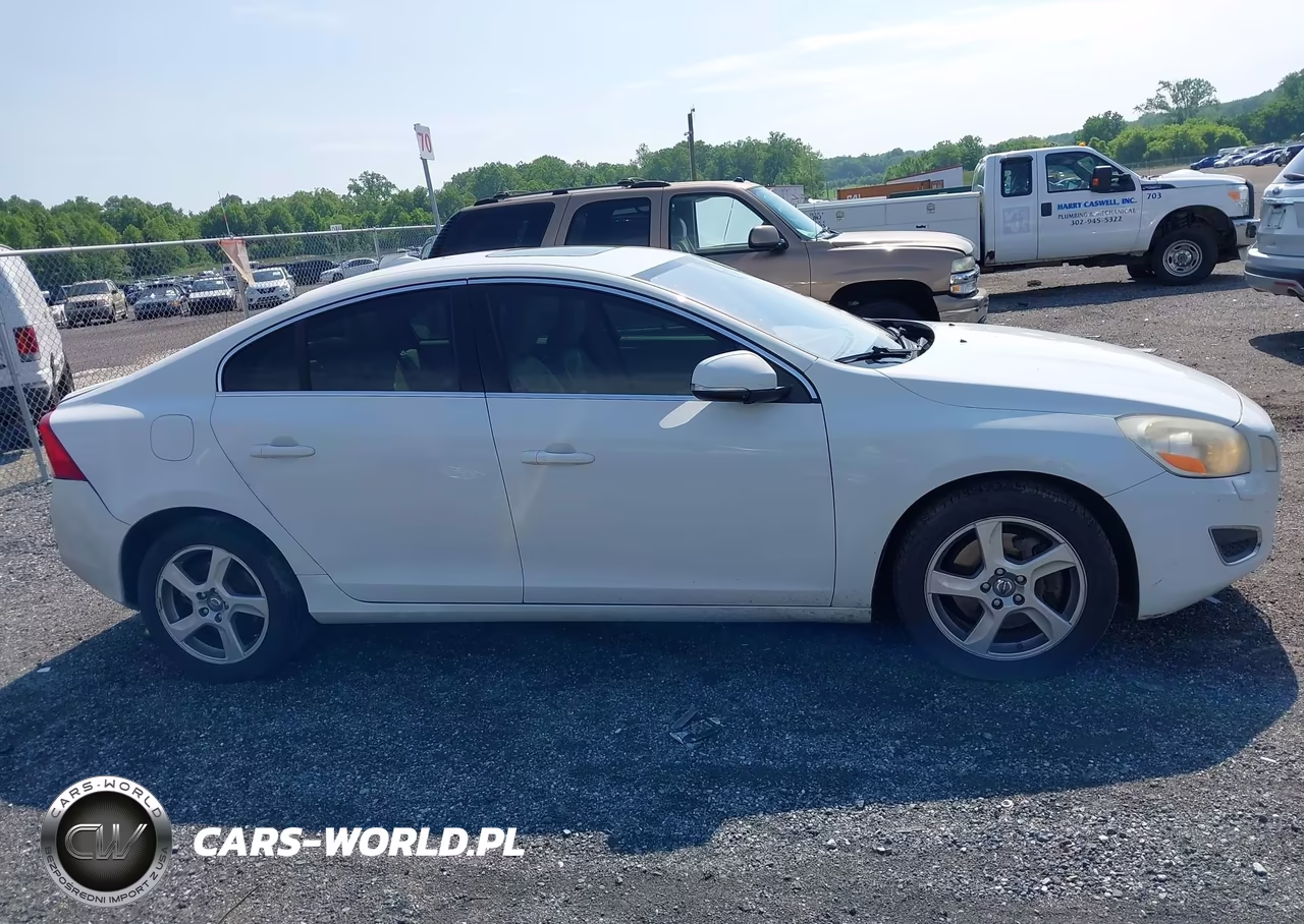 2013 Volvo S60 T5-T5 Platinum-T5 Premier-T5 Premier Plus VIN:YV1612FSXD2187621 - 13