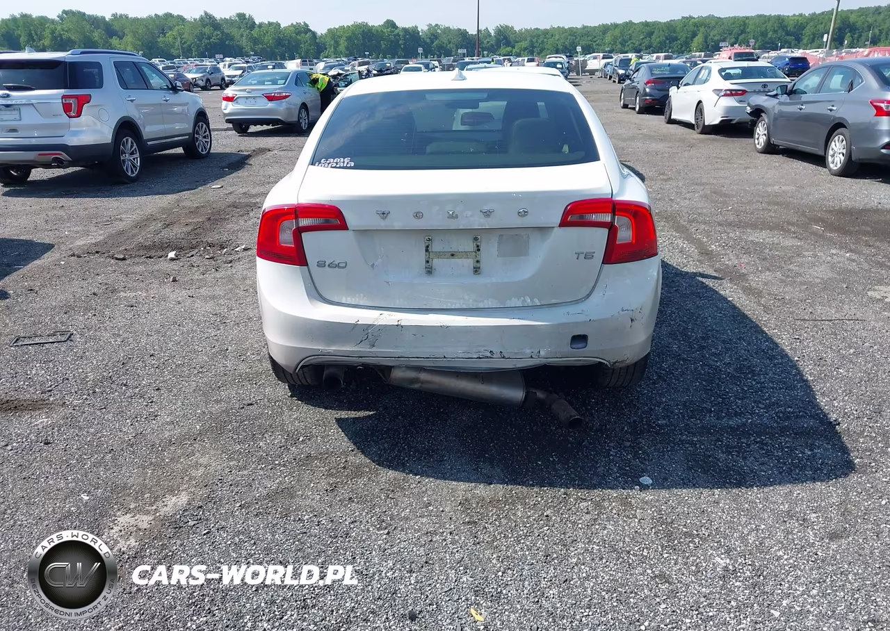 2013 Volvo S60 T5-T5 Platinum-T5 Premier-T5 Premier Plus VIN:YV1612FSXD2187621 - 16