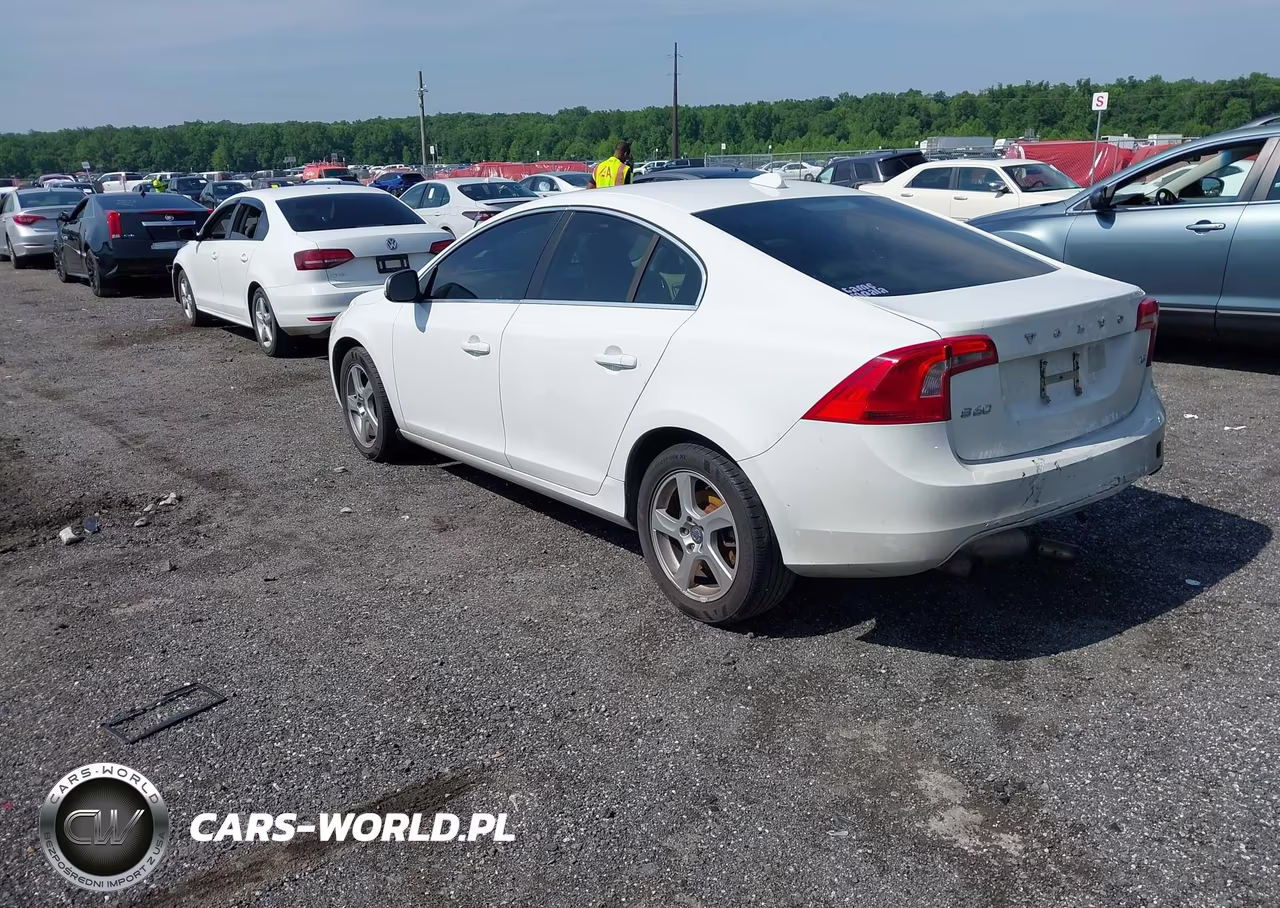 2013 Volvo S60 T5-T5 Platinum-T5 Premier-T5 Premier Plus VIN:YV1612FSXD2187621 - 3