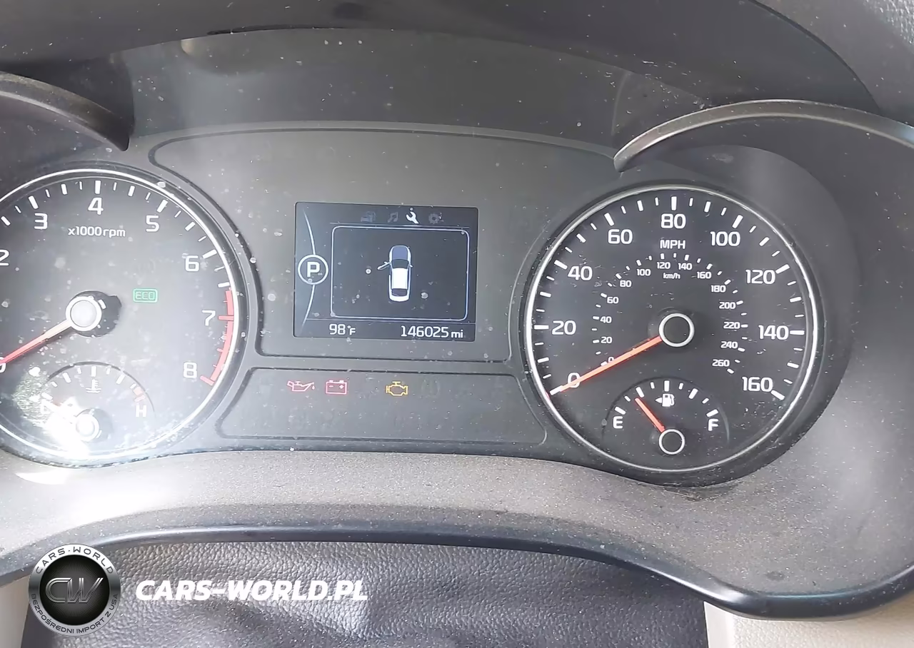 2018 Kia Optima Lx VIN:5XXGT4L32JG184831 - 16