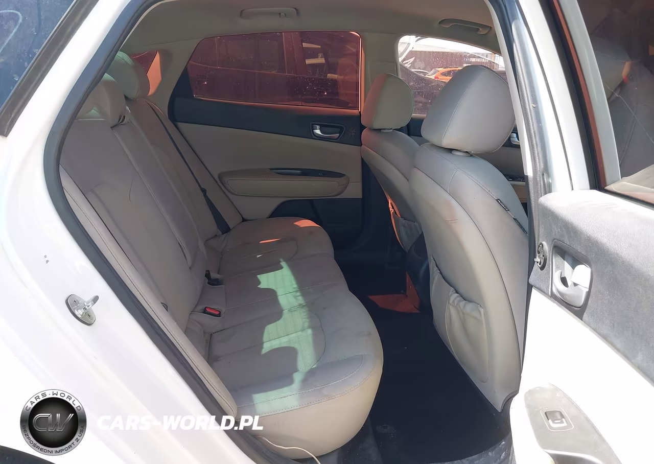 2018 Kia Optima Lx VIN:5XXGT4L32JG184831 - 8